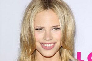 christopher caplinger reccomend Halston Sage Butt