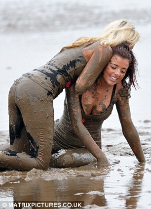 brenda barretto reccomend girl fighting in mud pic