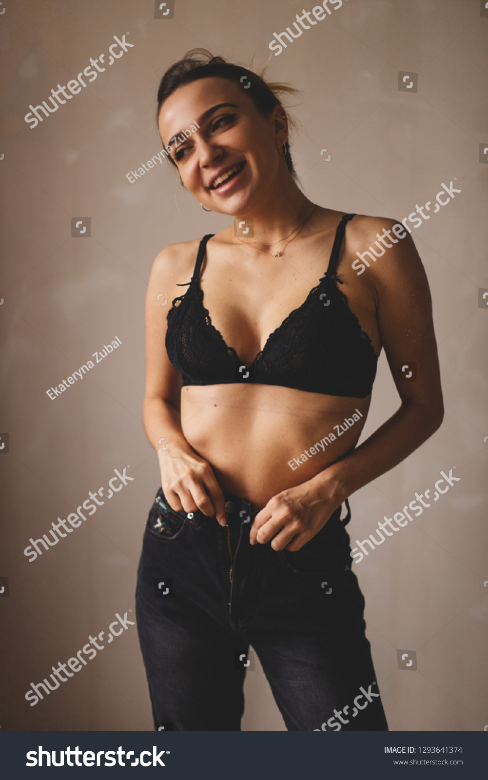 allyssa shawna reccomend women undressing other women pic