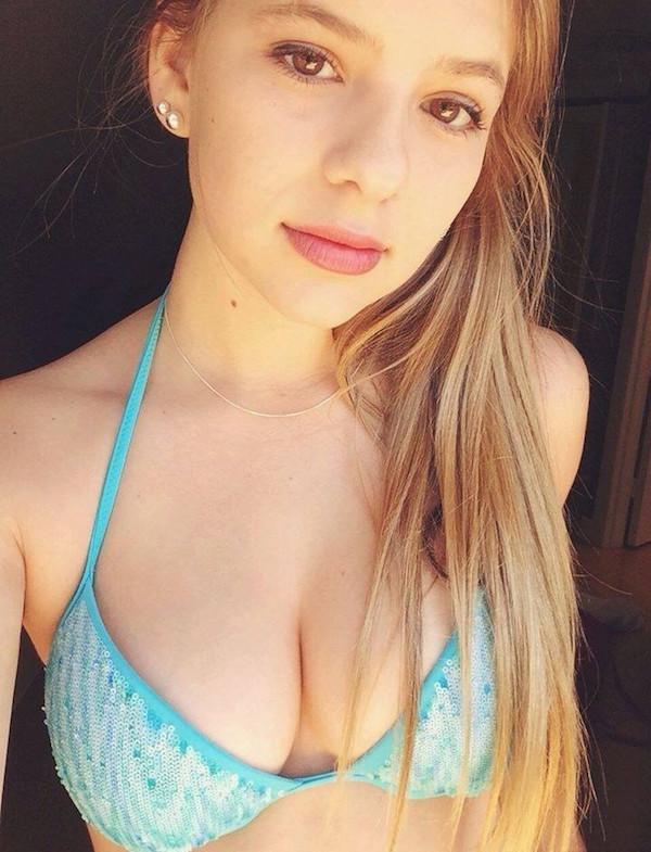 Best of Teen cleavage selfie