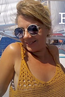 barefoot sailing adventures topless