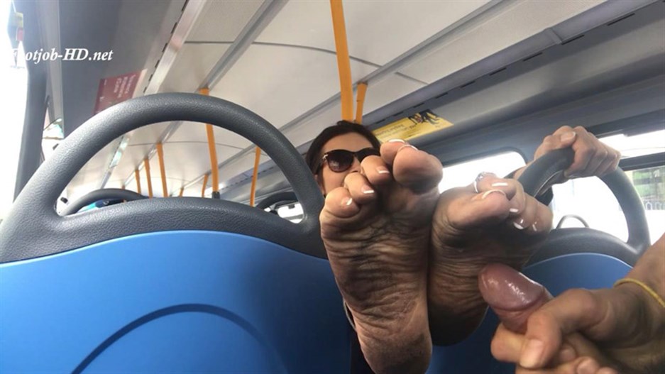 athalie pena reccomend Cum On Feet Public