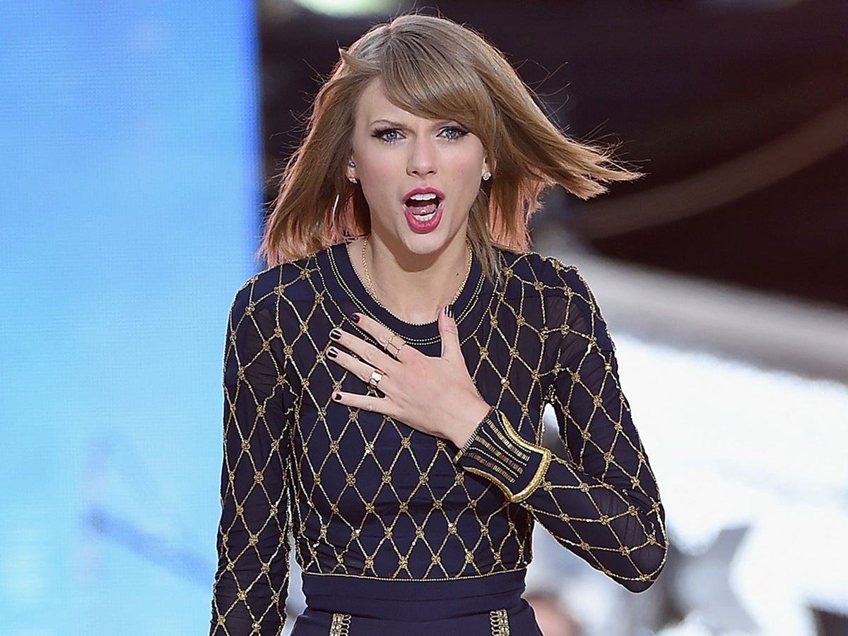 connie ashton share taylor swift oops pics photos