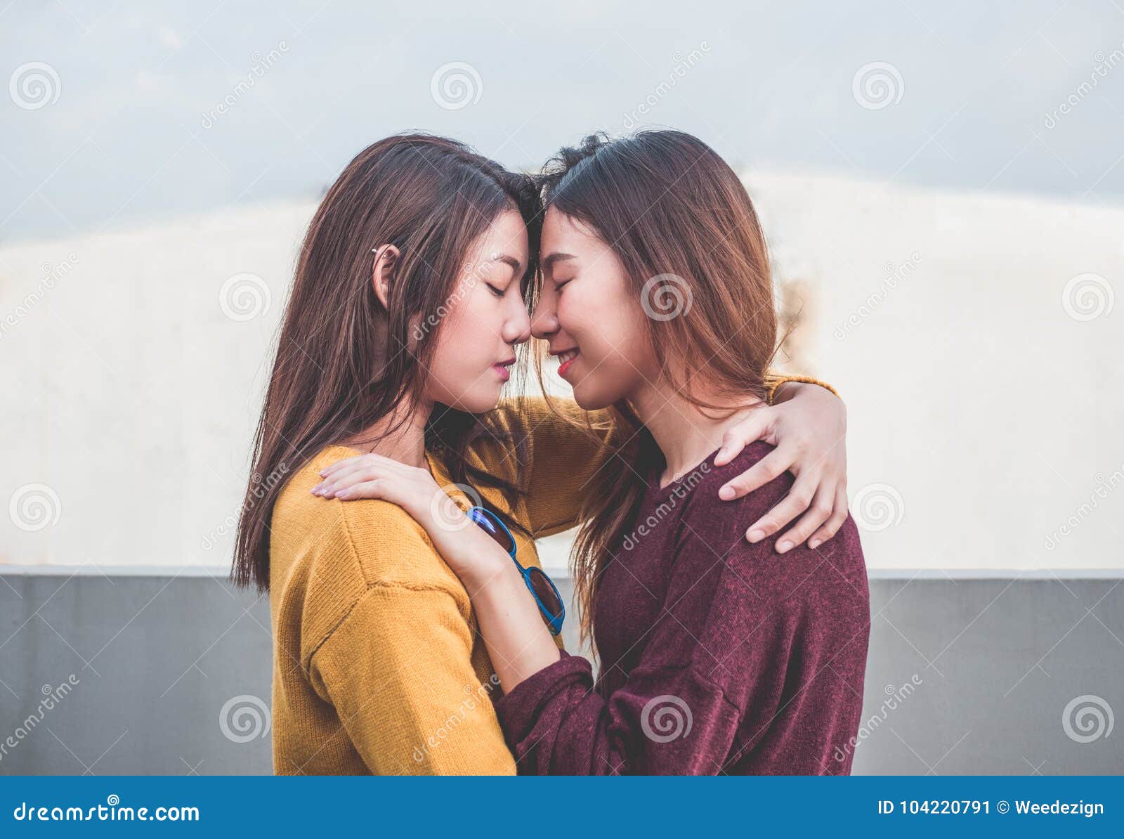 amen mendoza add photo japanese lesbian wet kiss
