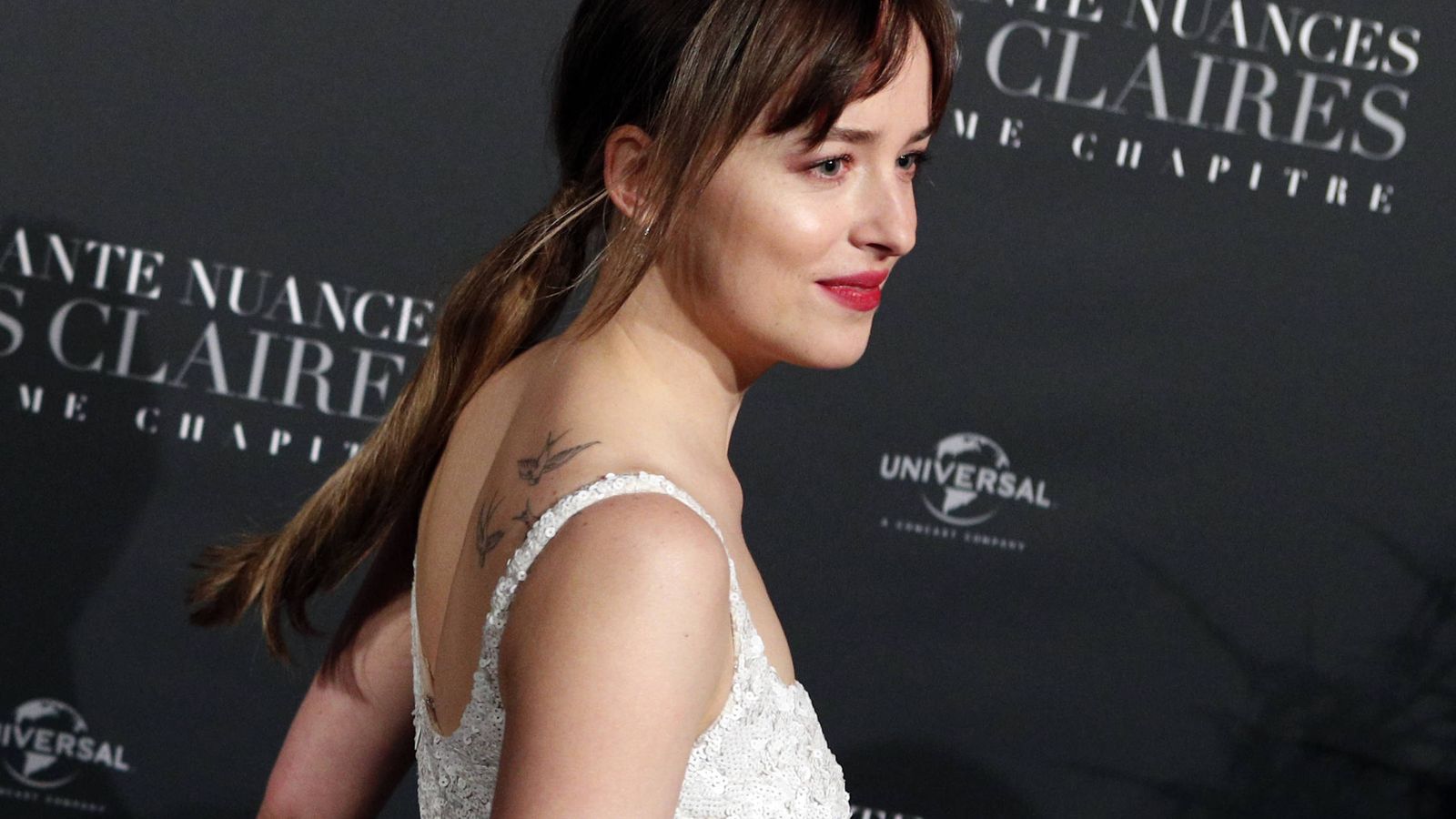 becky lewellen reccomend dakota johnson legs pic