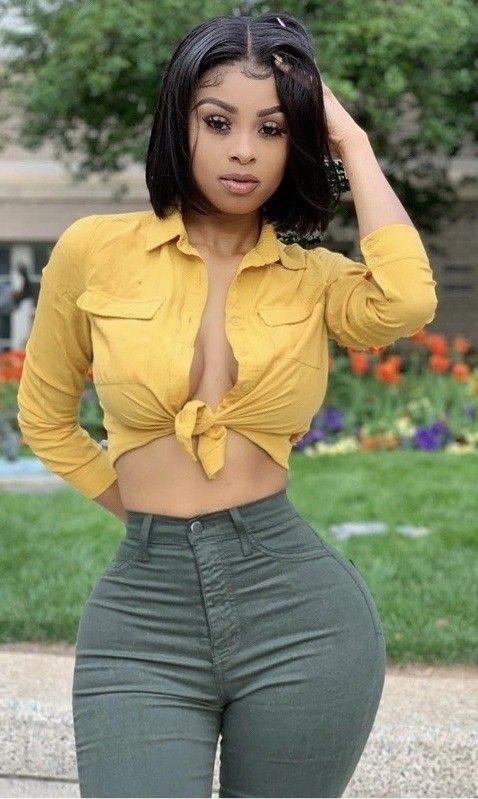 cassandra wetzel reccomend hot curvy black girls pic