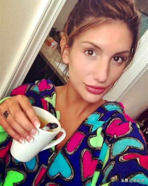 August Ames To Please and nicholas