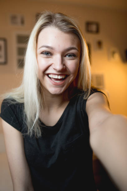 chris lappan reccomend Blonde Selfie Pics