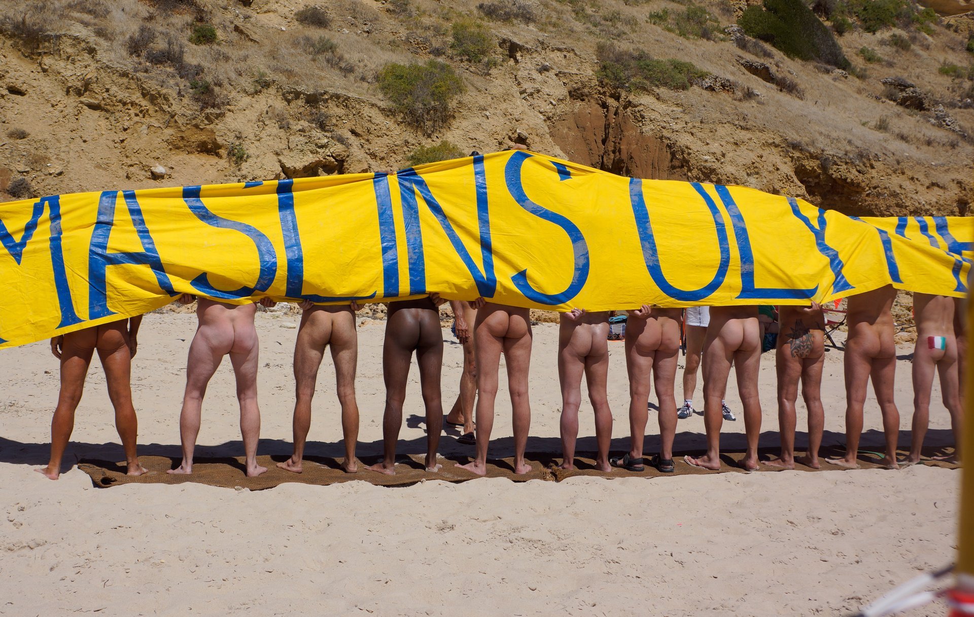 curtly thomas reccomend australian nude beaches photos pic