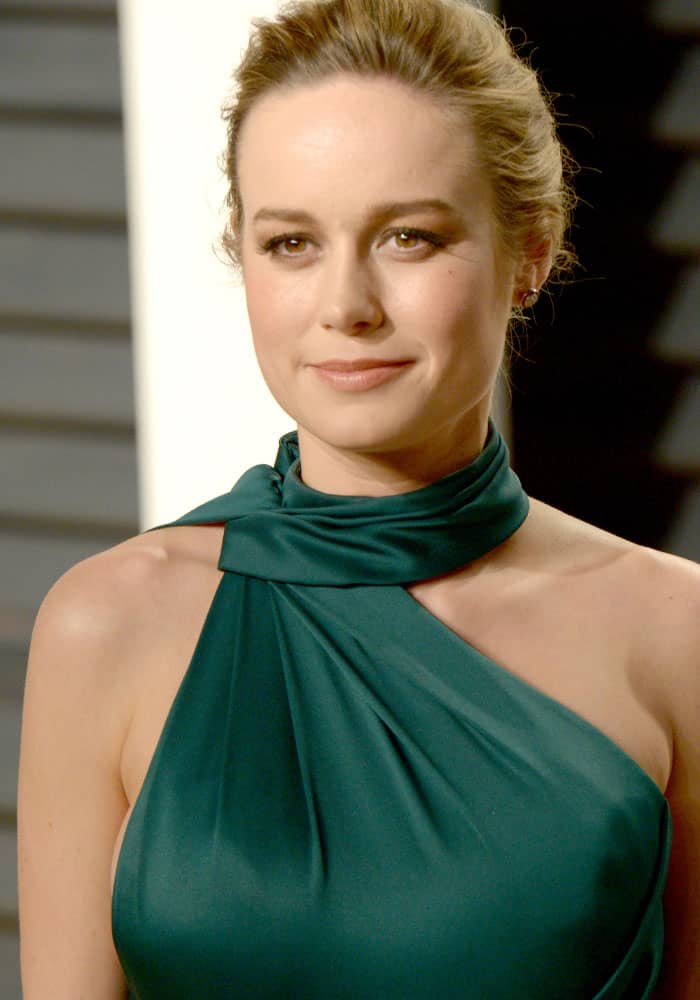 Best of Does brie larson have fake boobs