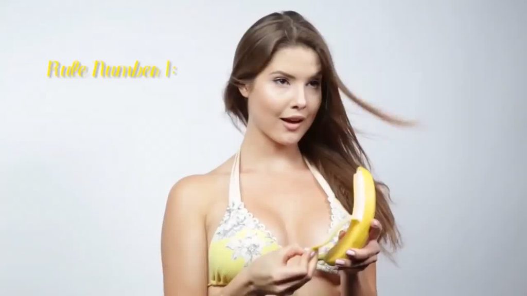 amanda hostler reccomend Amanda Cerny How To Eat A Banana