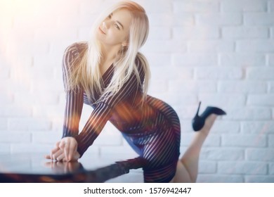 doug holder share hot blonde in tight dress photos