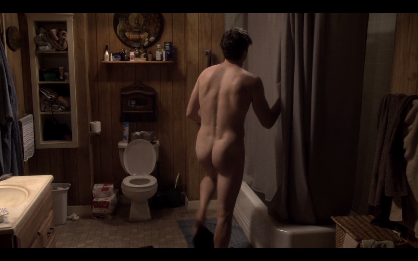 carly gunn reccomend ashton kutcher naked pic pic