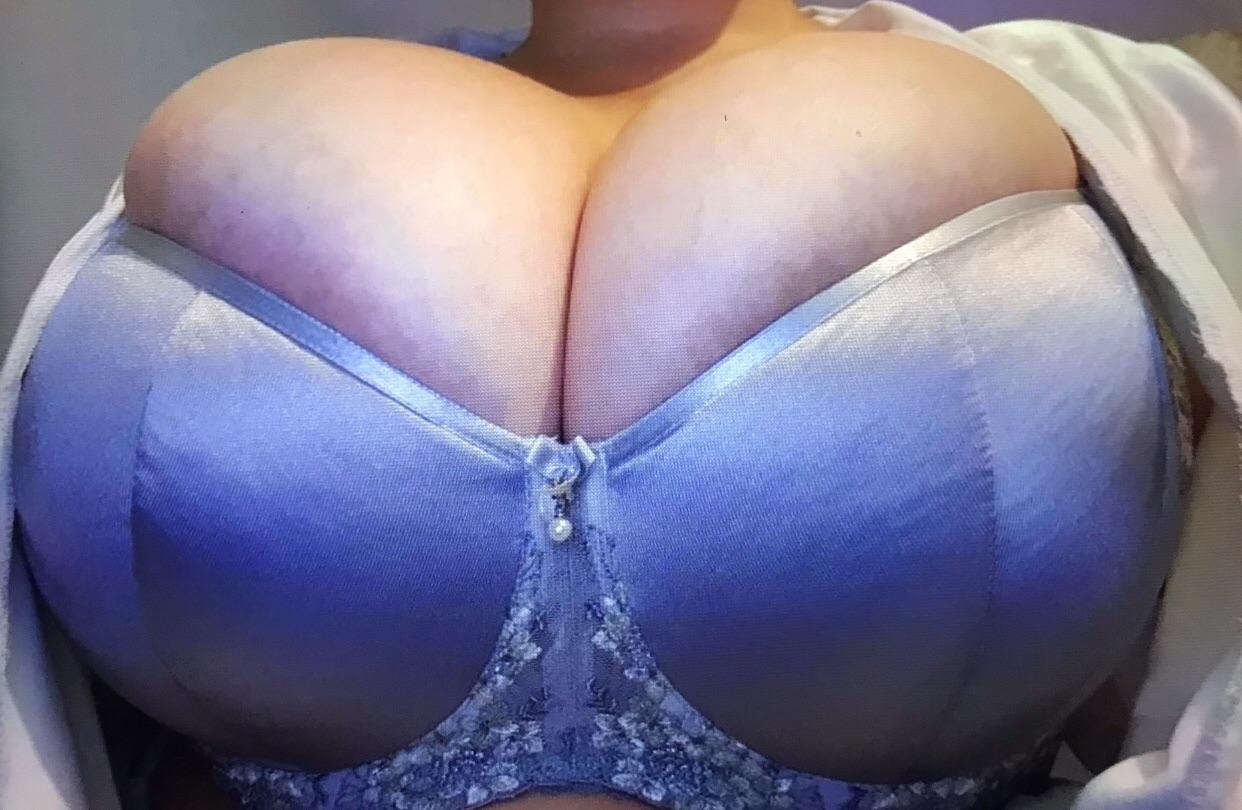 big tits lace bra