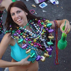 Flashing Mardi Gras Beads colpo grosso
