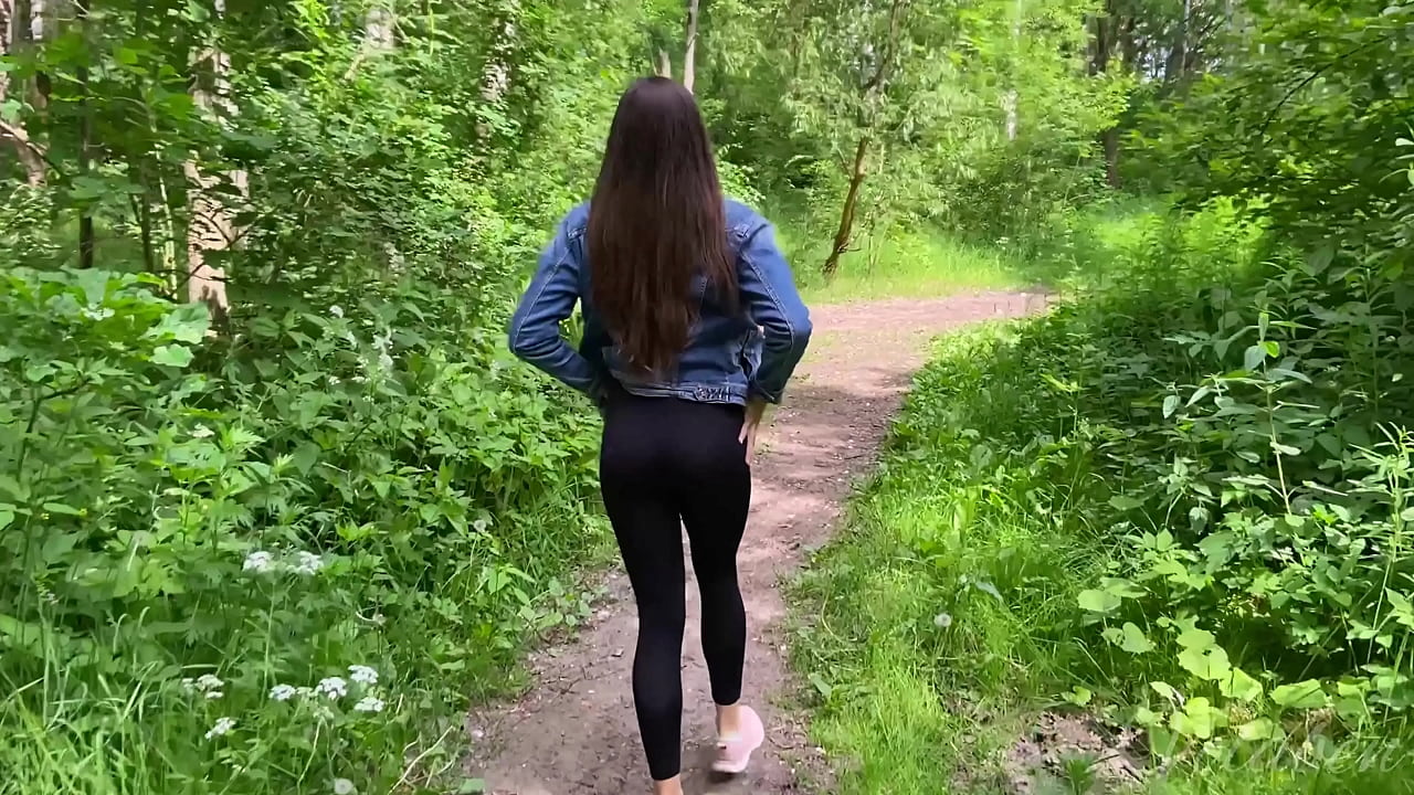 arya bae add photo girl gets fucked in the woods