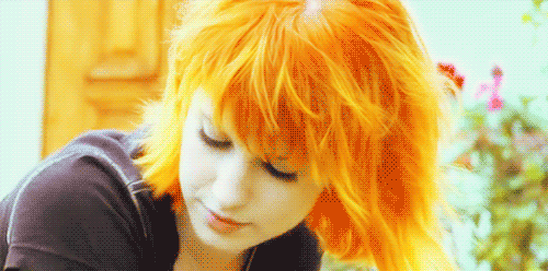 chais cameron clowater reccomend hayley williams gif pic