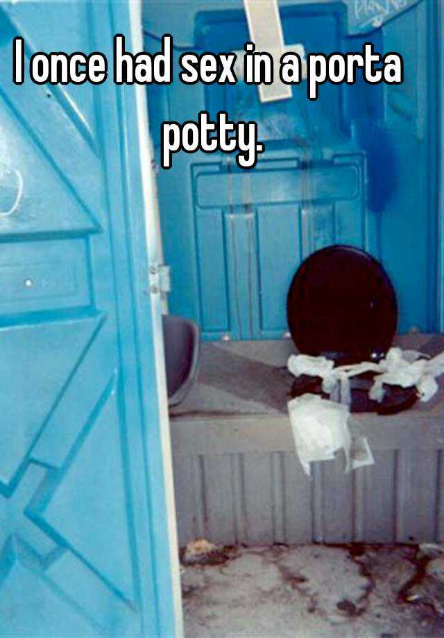 betsy earls reccomend Sex In Porta Potty
