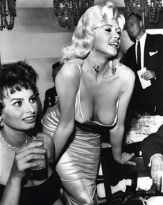 casandra davila reccomend Sophia Loren Boobs