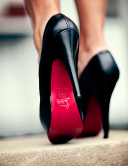 courtney bloomfield add twerking in high heels photo